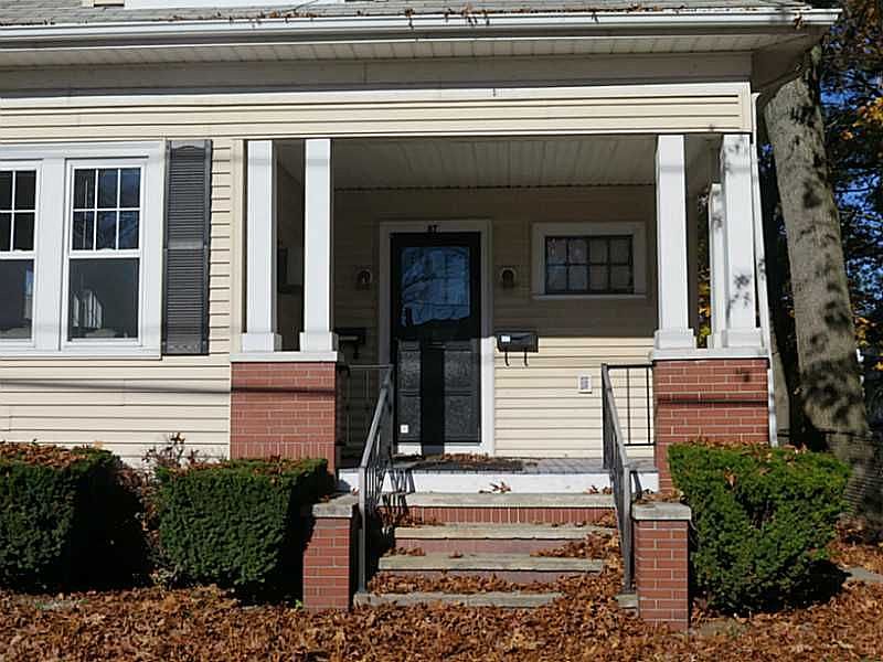 2nd image of 87 Pidge Ave