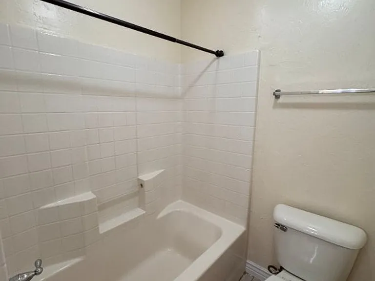 1704 Dorothy Dr — Photo 17