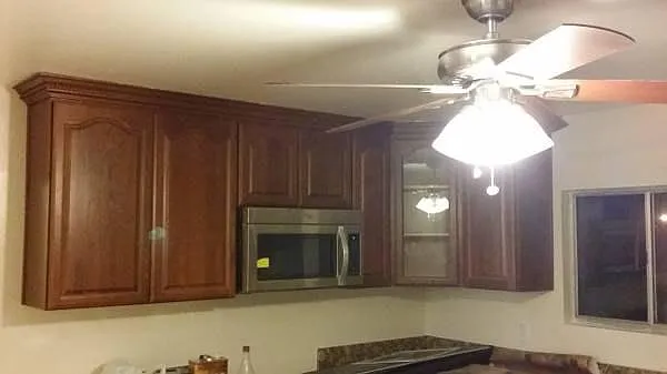 3 bed, 1252 sqft, $3,000 — Photo 2