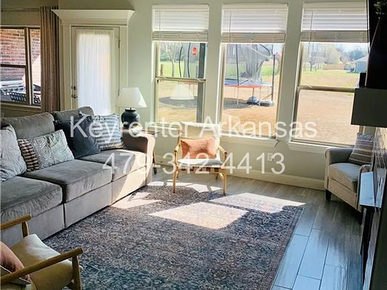 438 N Otoe St — Photo 3