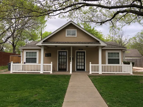 1082 Peavy Rd, Dallas, TX 75218