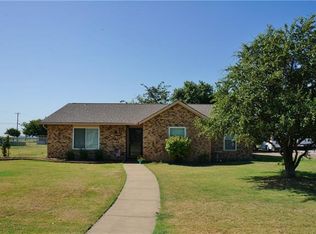 103 Bow Creek Cir, Red Oak, TX 75154