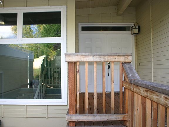 3rd image of 344 N River Dr