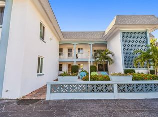 11700 Capri Cir S APT 4, Treasure Island, FL 33706