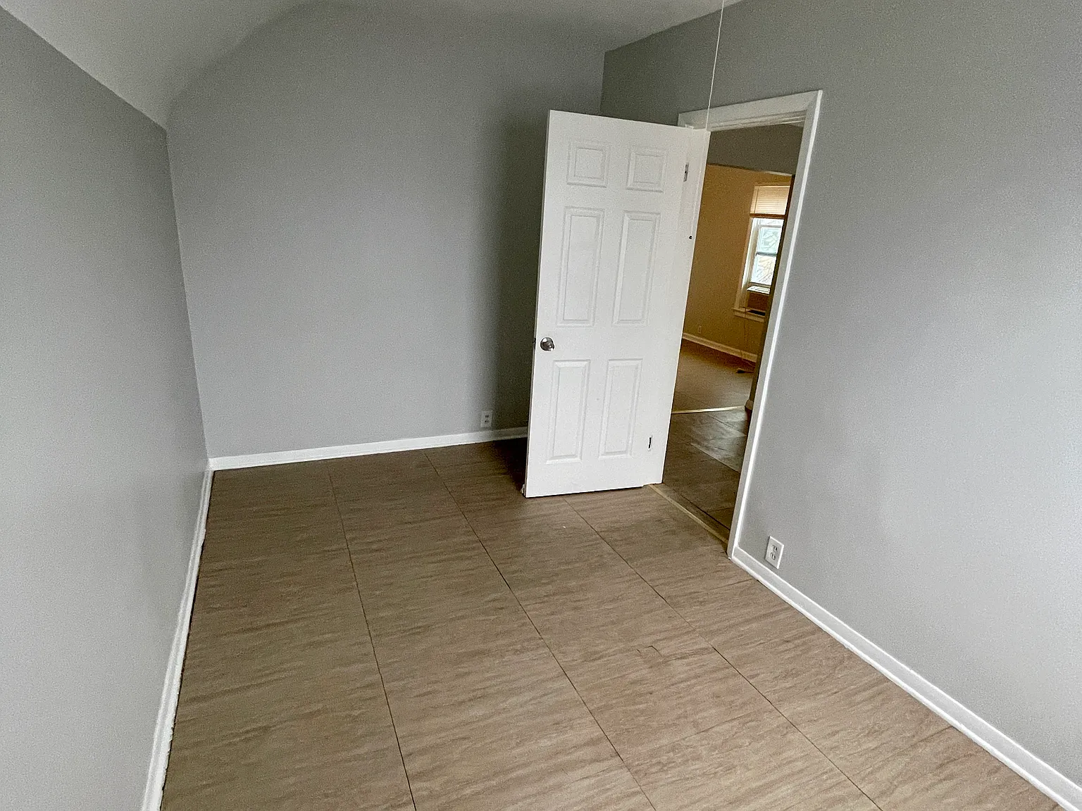 1 bed, 1.0 bath, 850 sqft, $925 — Photo 3