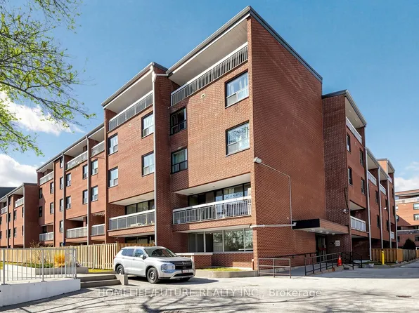 4060 Lawrence Ave E #204, Toronto, ON M1E 4V4