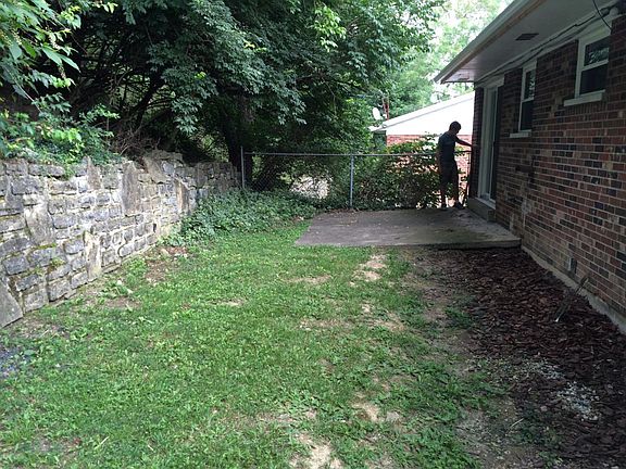 Private Back Courtyard