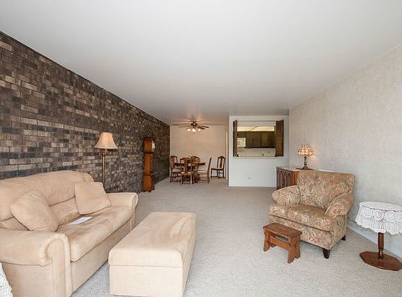 4th image of 907 Curtiss St APT 506