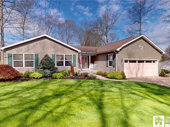 114 Chadwick St, Jamestown, NY 14701