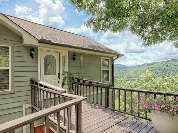 4157 Ridgecrest Trl, Hiawassee, GA 30546