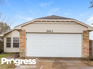 5923 Beaconridge Dr, Houston, TX 77053