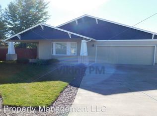 792 NE Sandstone Ct, Prineville, OR 97754