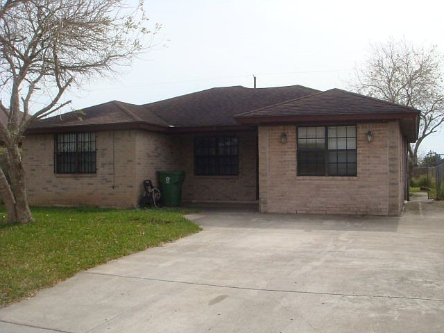 1st image of 308 W 8th St