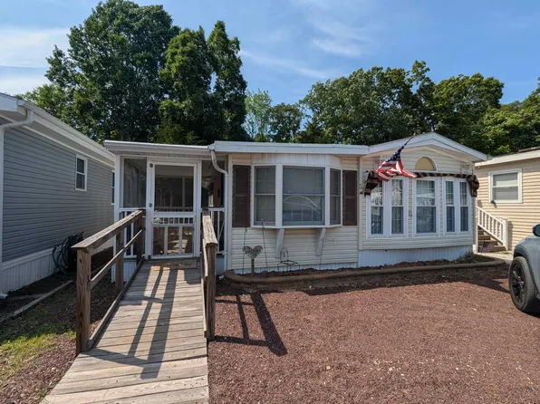 298 Poplar St #3, Woodbine, NJ 08270