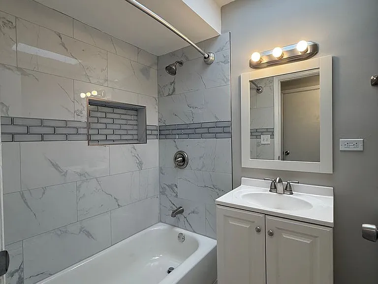 1809 S 14th Ave — Photo 4