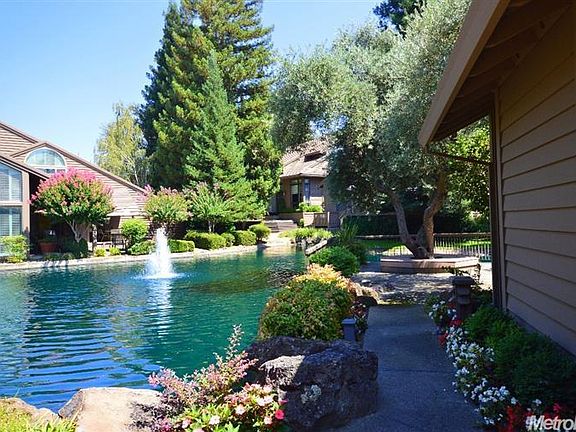 3rd image of 7517 Pineridge Ln