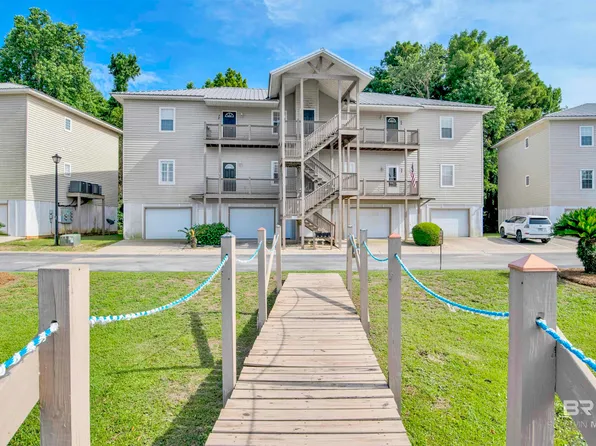 4 Yacht Club Dr APT 70, Daphne, AL 36526