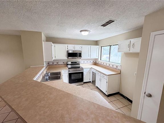 2nd image of 3271 Tennington Pl