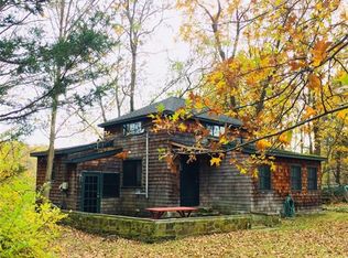 186 Taylor Rd, New Windsor, NY 12553