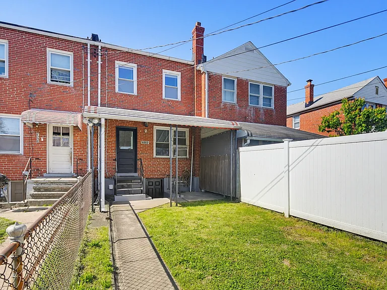 7536 Westfield Rd — Photo 32