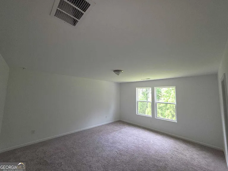 2048 Boxwood Cir — Photo 15