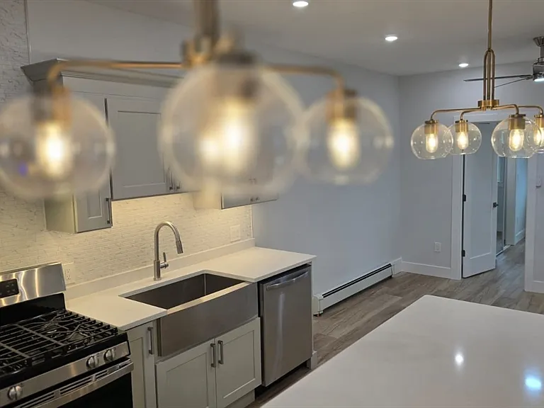 53 W Eagle St #2 — Photo 2