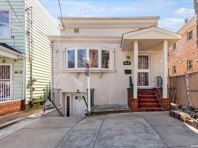 86-10 55th Road, Flushing, NY, 11373