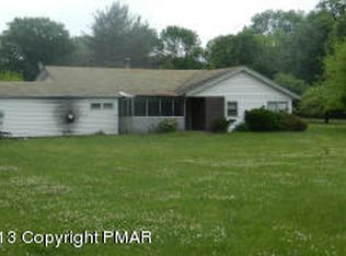 988 Gilbert Rd, Effort, PA 18330