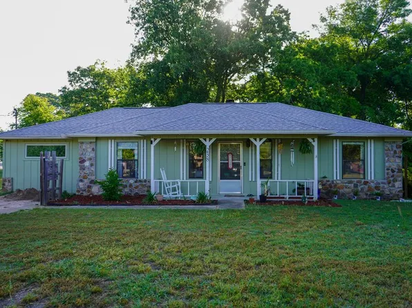 238 Juniper Dr, Ozark, AL 36360