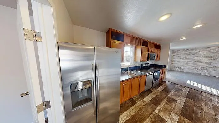 331 Continental Ave — Photo 7