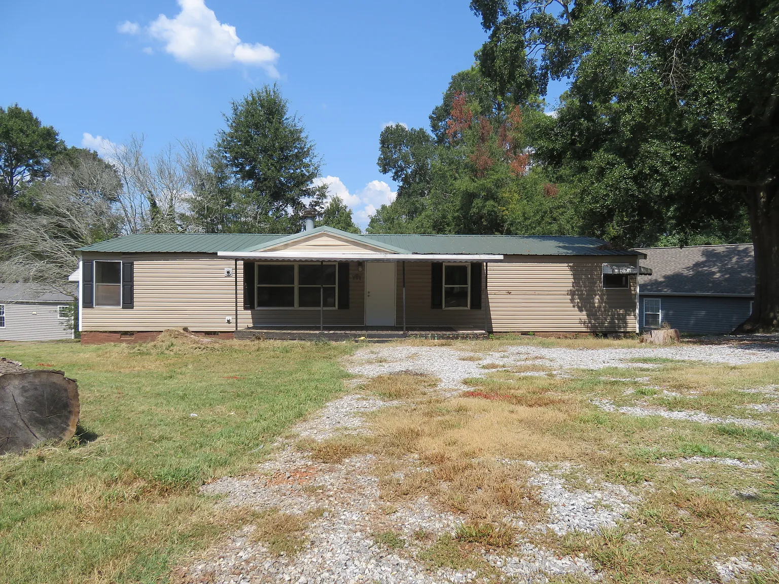 3 bed, 1500 sqft, $1,800 — Photo 1