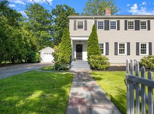 338 Nehoiden St, Needham, MA 02492