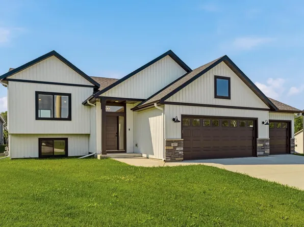 413 10th St W, Mantorville, MN 55955