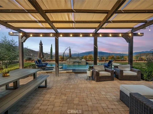 2249 Lalique Cir, Colton, CA 92324