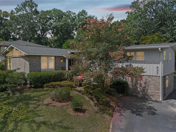 637 Chelsea Dr E, Mobile, AL 36608
