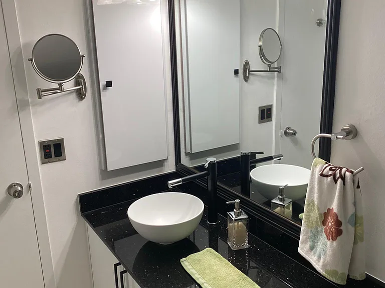 1420 Brickell Bay Dr #1108 — Photo 19