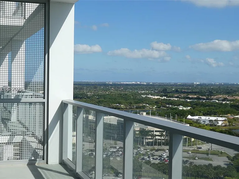2000 Metropica Way #2006 — Photo 3