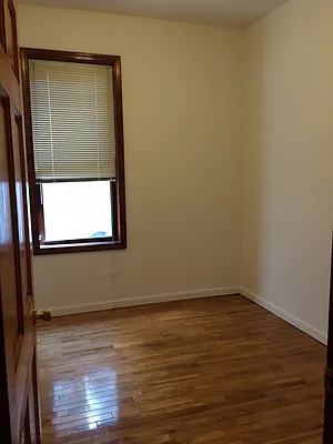 Rented by Brooklyn Real Inc | media 26