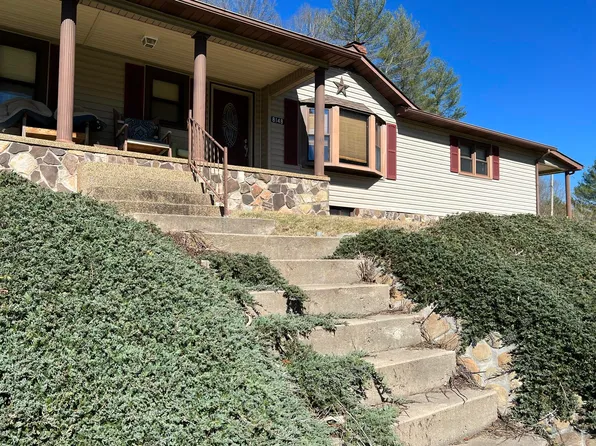8148 Fairview Rd, Duffield, VA 24244