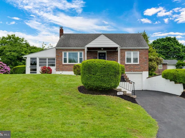 1921 Garfield Ave, West Lawn, PA 19609