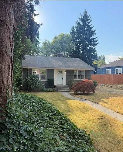 11307 15th Ave NE Photo 1 11307 15th Ave NE Photo 1
