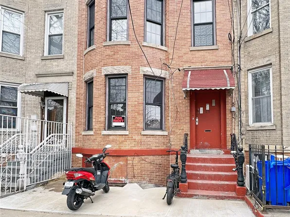 22 Chestnut Street, Brooklyn, NY 11208