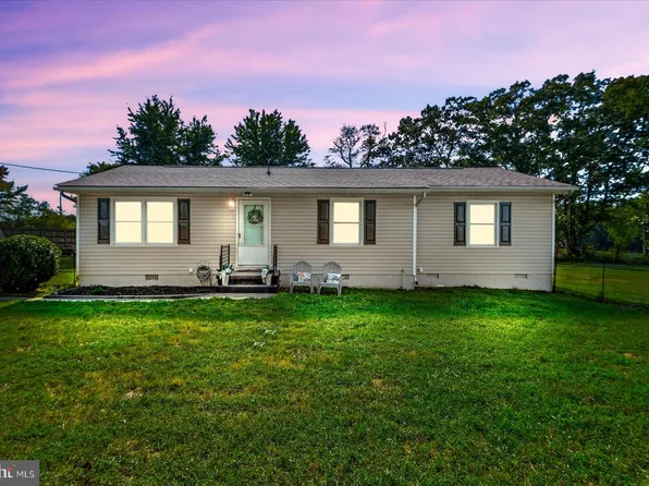 18588 Sparta Rd, Milford, VA 22514