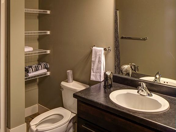 3rd image of 306 S 24th St #615