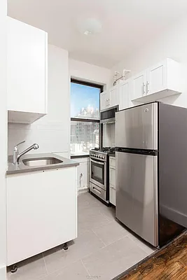 Rented by Town Residential | media 37