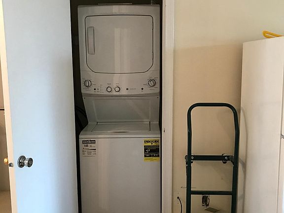 Gas washer and dryer