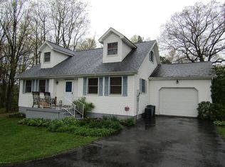 102 Oak Ct, Hazle Township, PA 18202