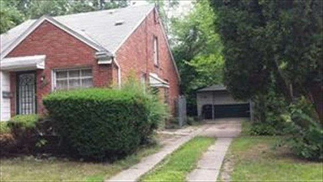 2nd image of 19346 Warwick St