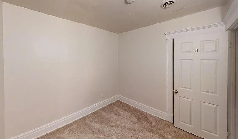 802 E Kingsley St #1 — Photo 8