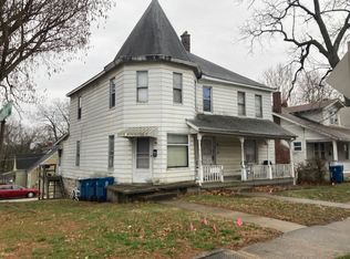 867 Washington Ave #A, Alton, IL 62002